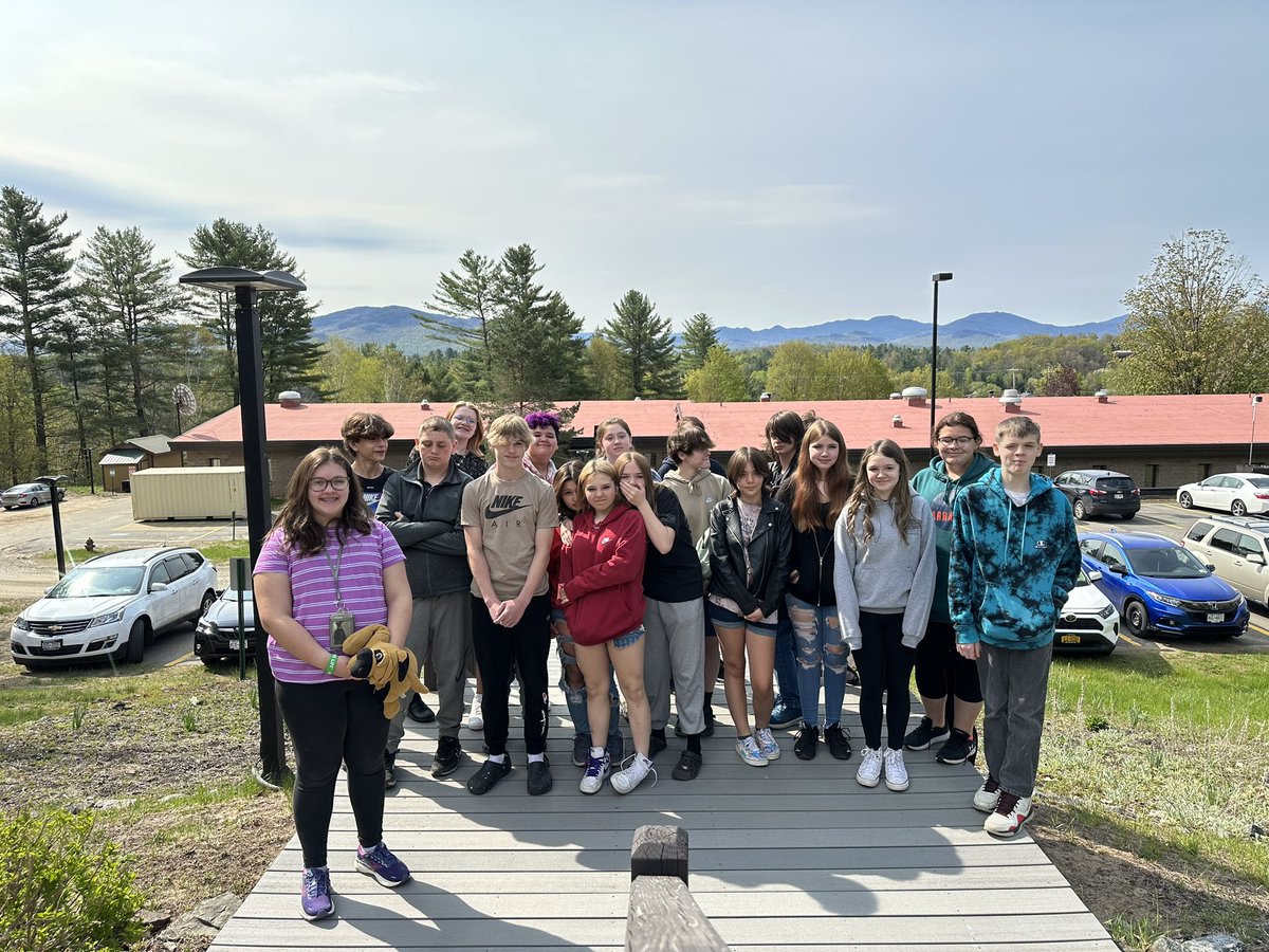 grituntapped's tweet photo. 8th graders @mcsdMMS @MaloneCSD got to your college campuses around the North Country today! It was a beautiful day and our future is looking bright😎 https://t.co/ODW9MDrsWV