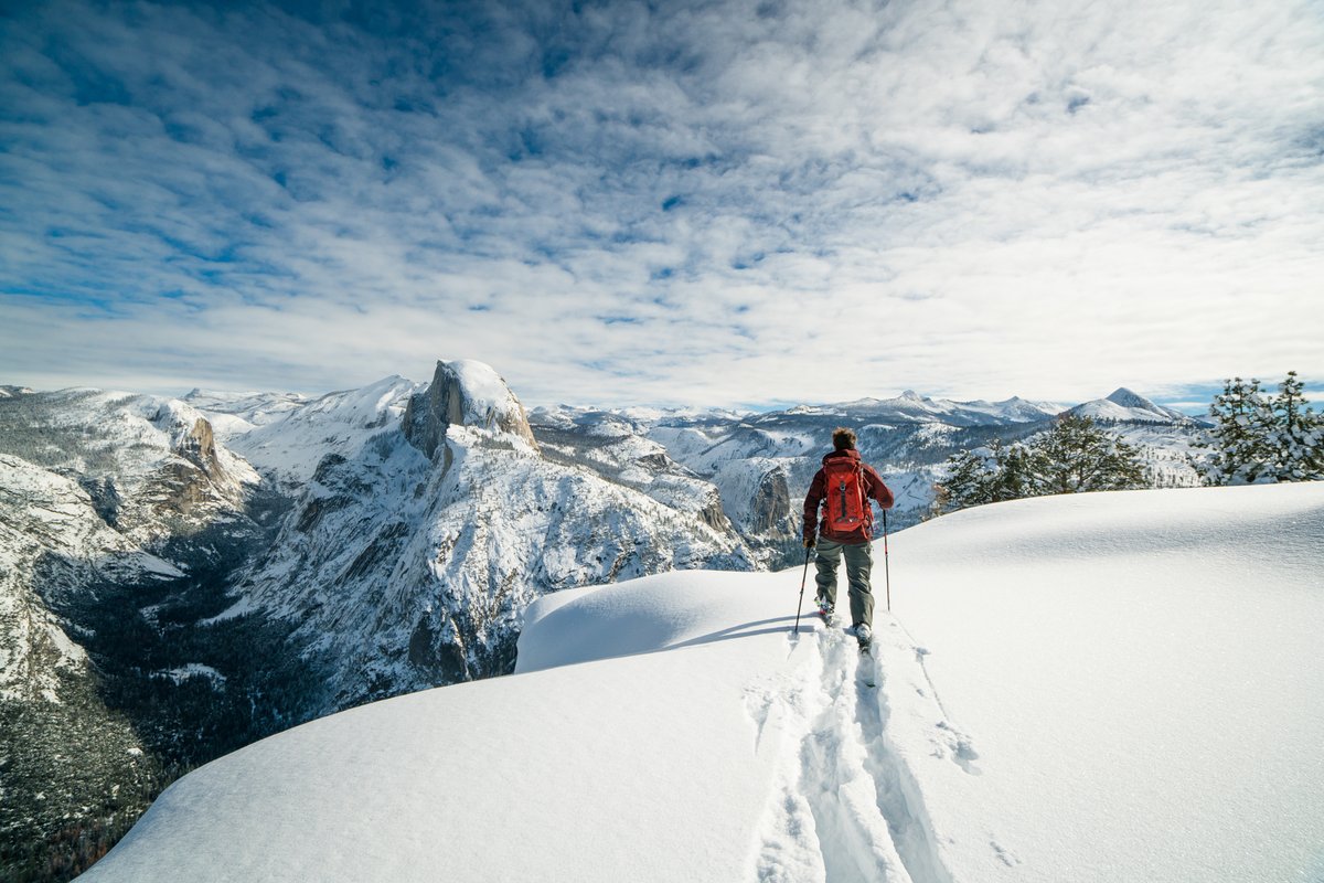 After unprecedented snowfall closing road access in 2017, @KCDeane and me shared the valley with only local wildlife and the occasional jet cruising far above, letting the sounds undisturbed sounds in the Yosemite valley reign... Shot on @SonyAlpha A7RII, FE 16-35mm f/2.8 GM