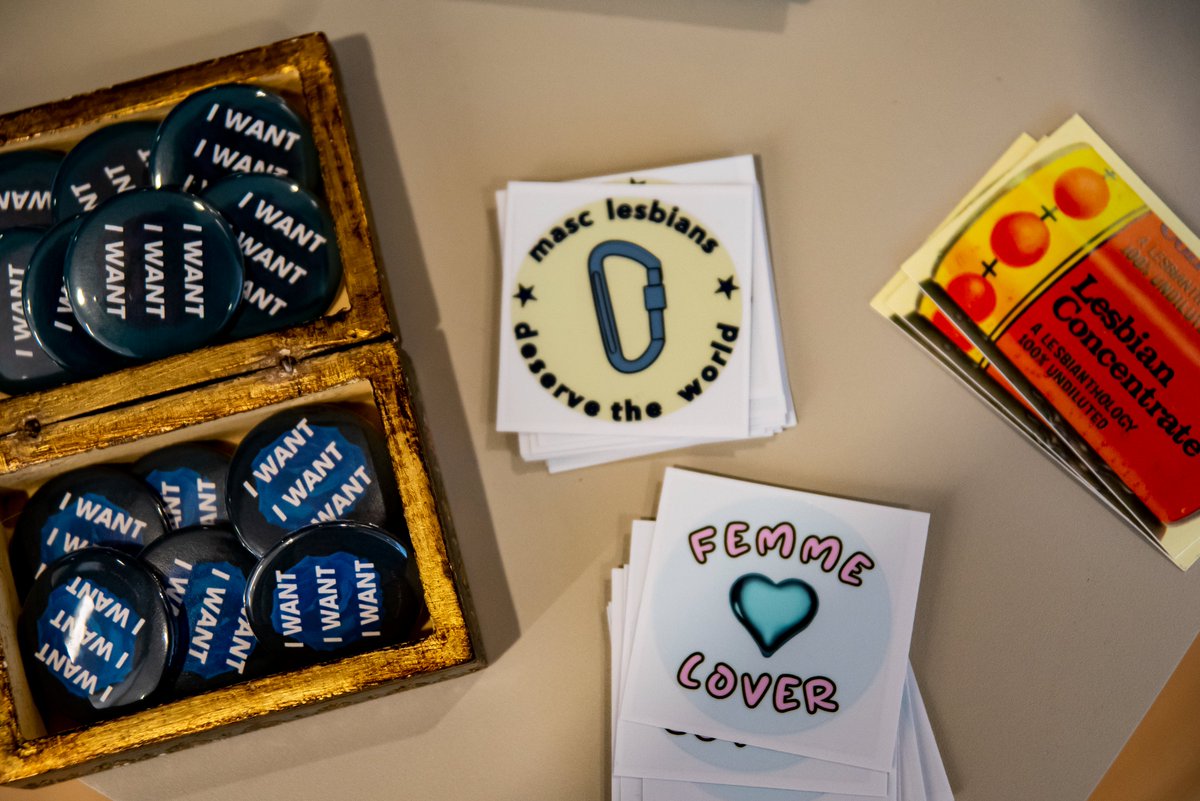 Smith College Libraries tweet media