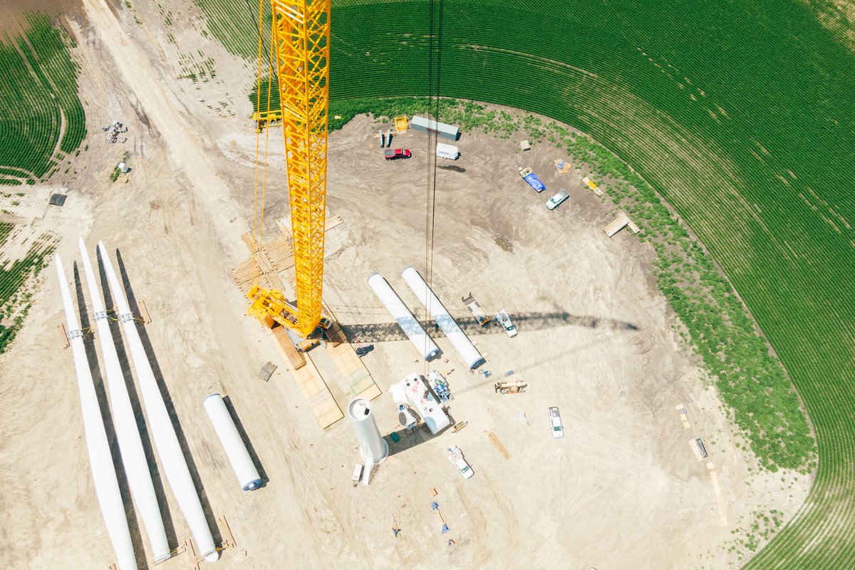 WanzekConst's tweet photo. All the pieces are in place. Nowhere to go but up. #TeamWanzek #WindFarm #WindTower #Crane #Renewables https://t.co/CBhIu6veZY