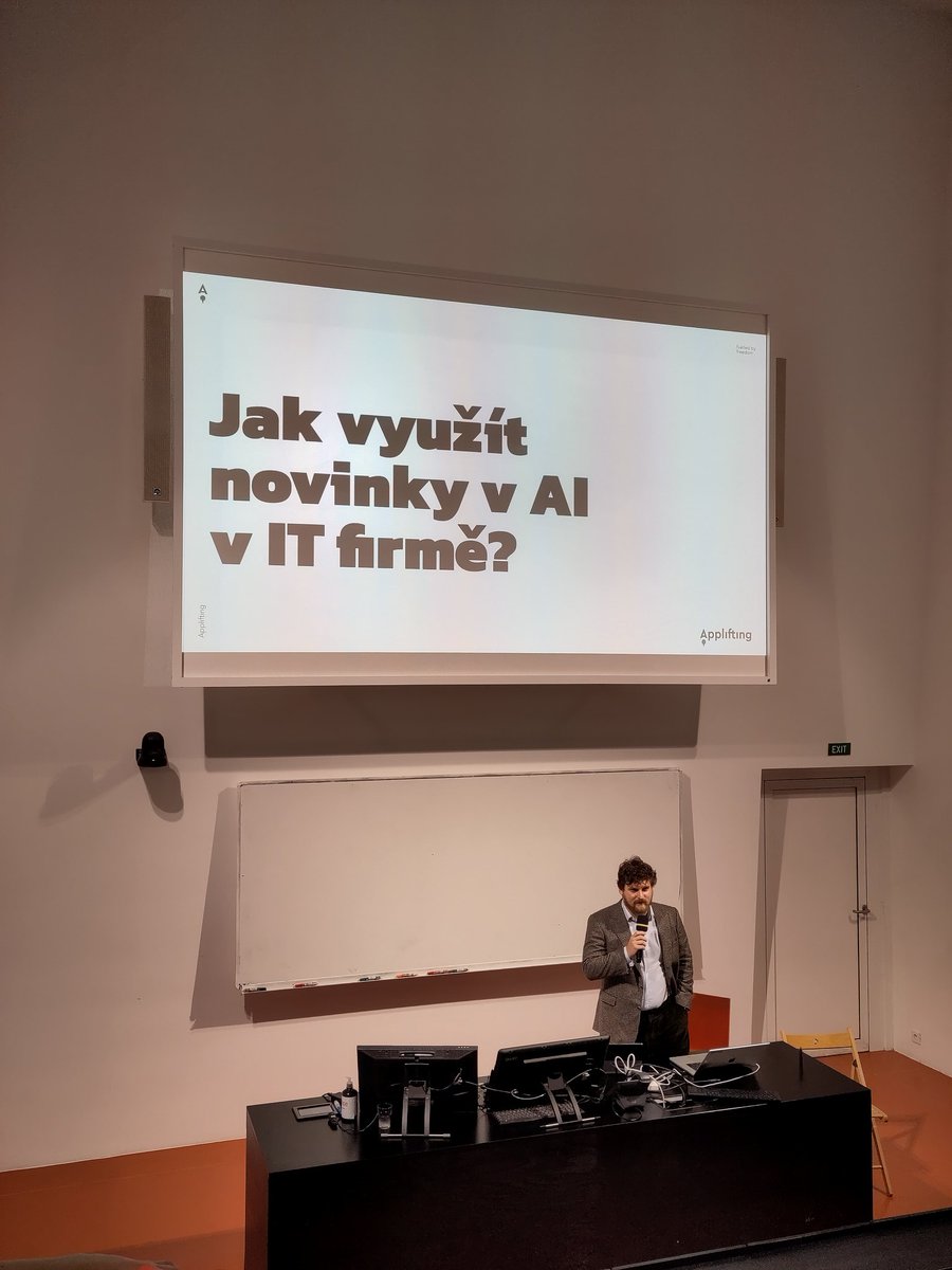 FIT ČVUT tweet media