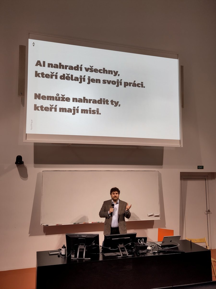 FIT ČVUT tweet media