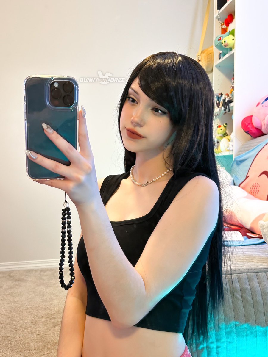 BreesKnees on Twitter: "I rlly liked my makeup last night🥺"