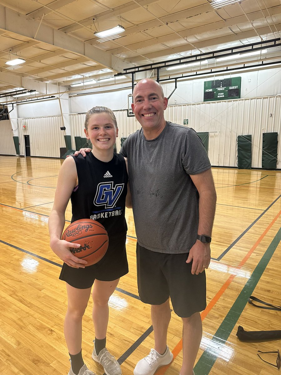 Anya Rankin tweet media