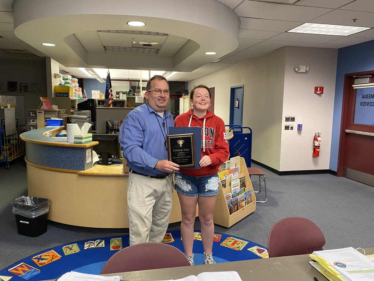 JimORourkeHDHS's tweet photo. Well-deserved recognition for Courtney at the School Board meeting this evening. She has represented our school communities well-beyond her position as the student representative during her educational career at HDSD You Are AMAZING! #hdhspride https://t.co/smUCjcGUNV