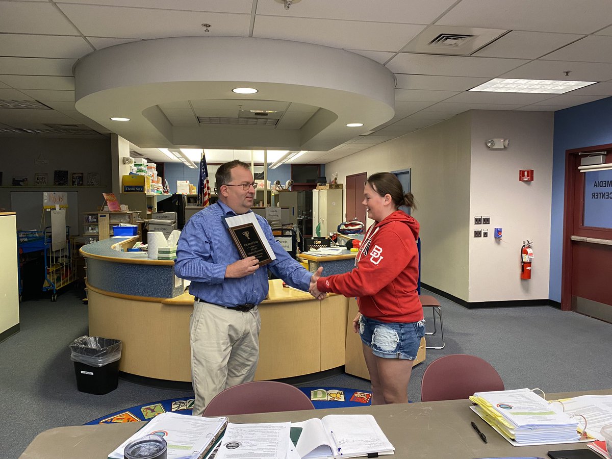 JimORourkeHDHS's tweet photo. Well-deserved recognition for Courtney at the School Board meeting this evening. She has represented our school communities well-beyond her position as the student representative during her educational career at HDSD You Are AMAZING! #hdhspride https://t.co/smUCjcGUNV