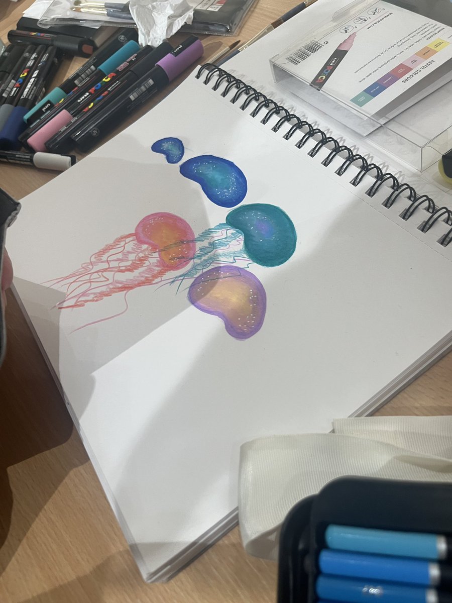 AttercliffeCofM's tweet photo. Tuesday 16th from 7.30pm 
Looking forward to seeing you to join others being creative. Weather its painting sowing drawing  knitting or your choice. Come along. 
New to being creative. Come anyway. #creative https://t.co/ae9SW6wMfX