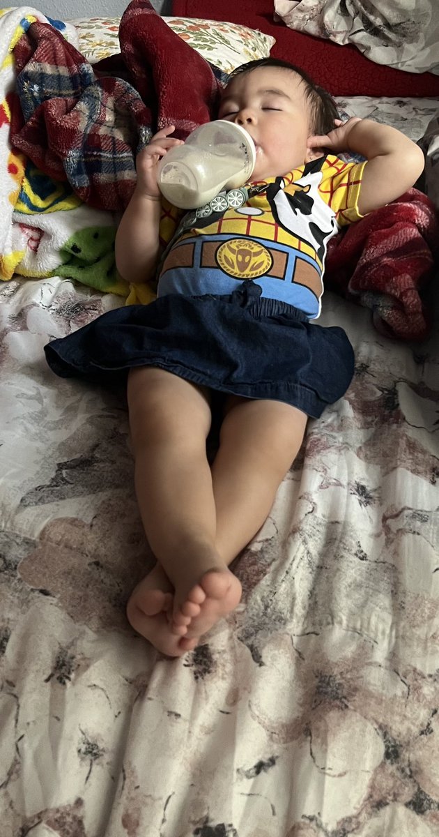 ResendezMarisol's tweet photo. ‘Cause y’all need cuteness down the TL 🥰🥰 https://t.co/DIcX9Orz8s