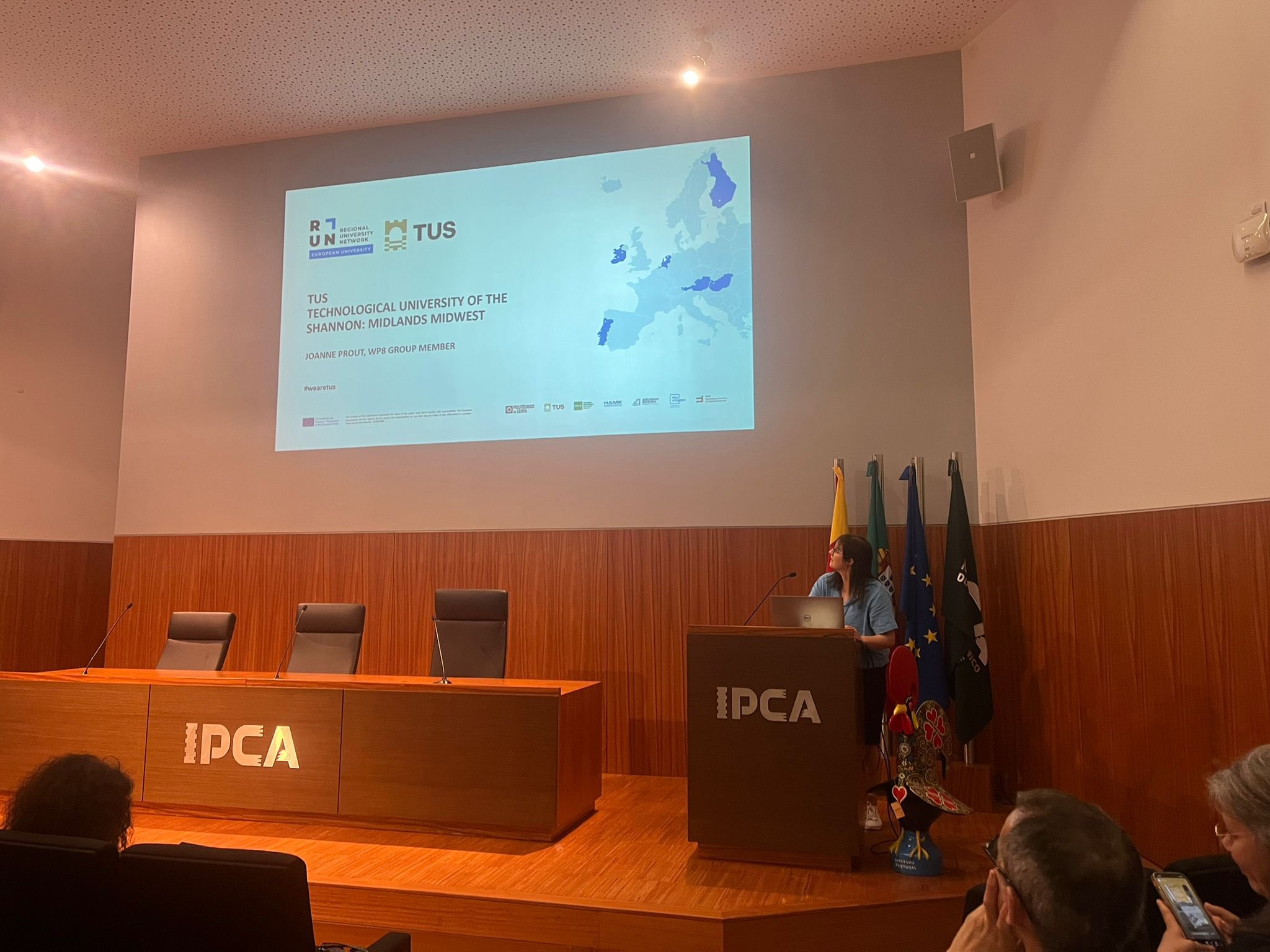 ValerieNoonan (valerie_noonan) / Twitter