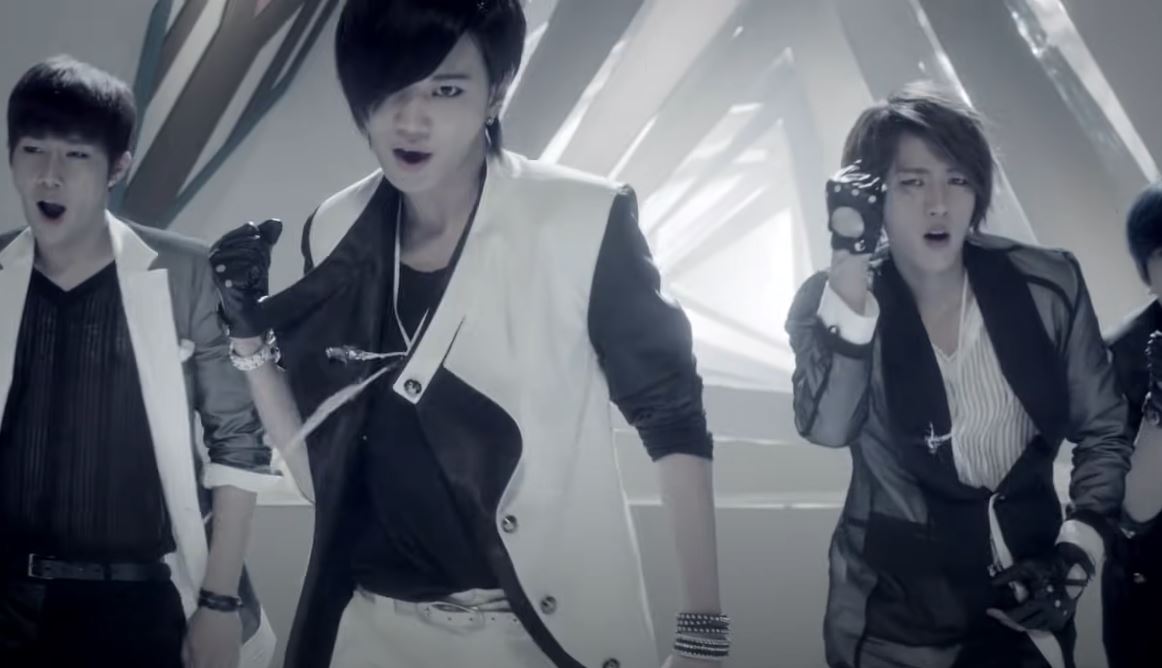 Generaci0nKp0p's tweet photo. ¡Un día como hoy en el Kpop hace 11 años se estrenó la épica canción "The Chaser". En 2012, Infinite lanzó su tercer EP "Infinitize", con el tema principal "The Chaser" el 15 de mayo de 2012
https://t.co/b5TDrtAOHe
#Infinite #TheChaser #Infinitize! https://t.co/XYhSZ1p5Y0