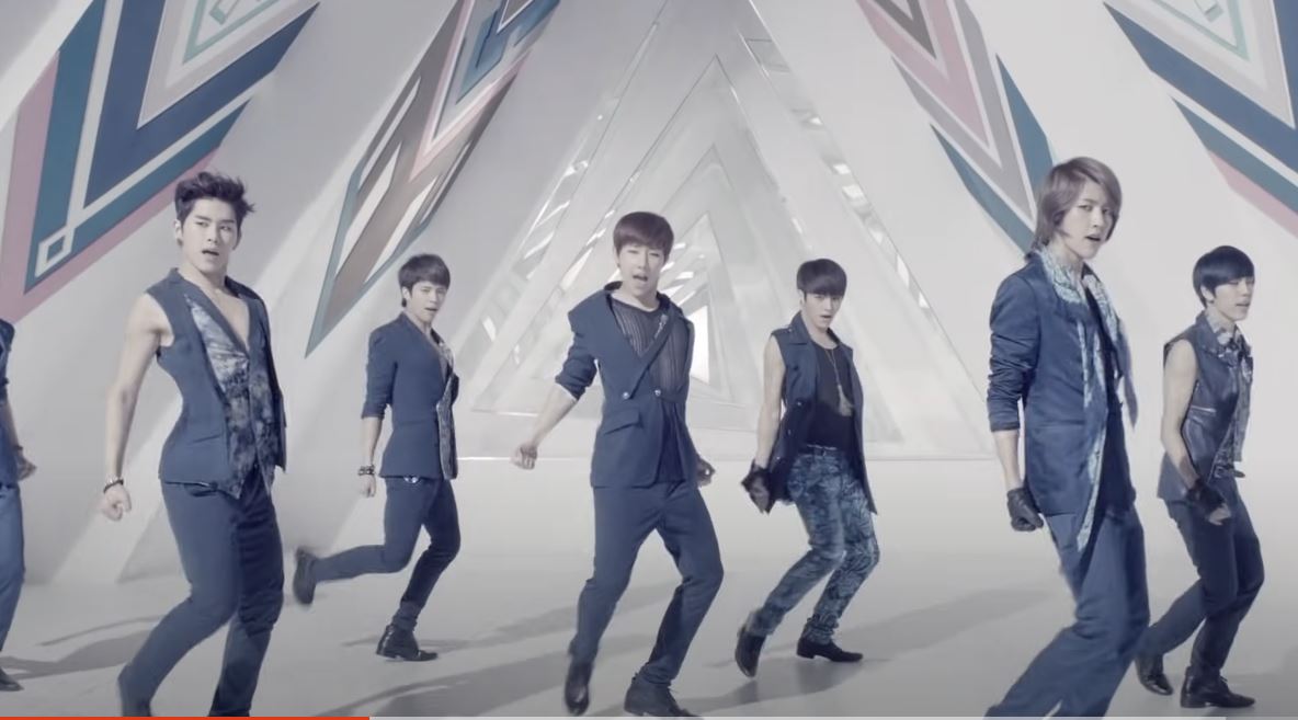 Generaci0nKp0p's tweet photo. ¡Un día como hoy en el Kpop hace 11 años se estrenó la épica canción "The Chaser". En 2012, Infinite lanzó su tercer EP "Infinitize", con el tema principal "The Chaser" el 15 de mayo de 2012
https://t.co/b5TDrtAOHe
#Infinite #TheChaser #Infinitize! https://t.co/XYhSZ1p5Y0