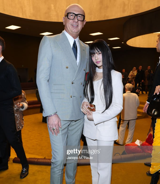 Gucci CEO Marco Bizzarri is already in Seoul along with #BryanYambao and #SusieLau, and also #TamuMcPherson and #IreneKim—both of whom Hanni got to meet in person during #GucciFW23.

now who’s ready for part two of GRU & AGNES during #GucciCruise24 😙