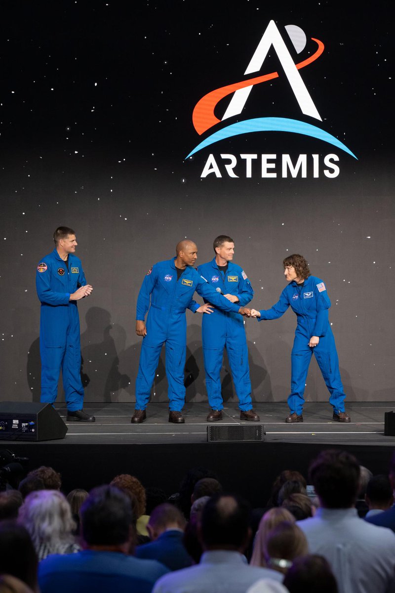 NASA's tweet photo. REPORTERS: The #Artemis II crew is coming to Washington with media availability on May 17-18.

These four astronauts will fly around the Moon during the 10-day flight test. https://t.co/LFIYHKdlUj https://t.co/lFnKIqrcsa