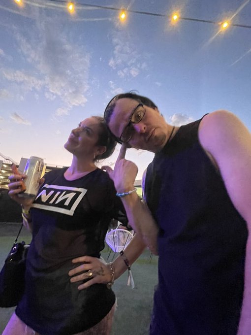 My first concert was @NOFXband and the first time I met Mike he was dressed to the nines with a negligee<a class="tags" target="_blank" title="On Twitter" href="/?out=eyJ0eXAiOiJKV1QiLCJhbGciOiJIUzUxMiJ9.eyJpYXQiOjE3MjQ1NjEyOTQsImlzcyI6InR3cG9ybnN0YXJzLmNvbSIsIm5iZiI6MTcyNDU2MTI5NCwiZXhwIjoxNzU2MDk3Mjk0LCJyZWRpcmVjdF91cmwiOiJodHRwczovL3R3aXR0ZXIuY29tL05PRlhiYW5kIn0.LnekH-S9OWJL9Fl0GKc5_nGTOTgUH73YRO4BZVuU7gubVn8jIgPmKiOHpGEzZ6UAeuW559TmA27W_XLpMOIa0w">@NOFXband</a><a href="/tag/fullcircle"class="tags"><span>#fullcircle</span></a>