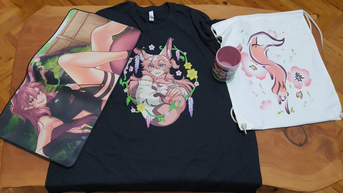 Black_Chaoss's tweet photo. I finally got the rest of my merch! I love the mug 😍❤️ Thank you Shino for the wonderful merch! ❤️❤️❤️ #SpringMinnya2023 https://t.co/ghy3vtJgZV