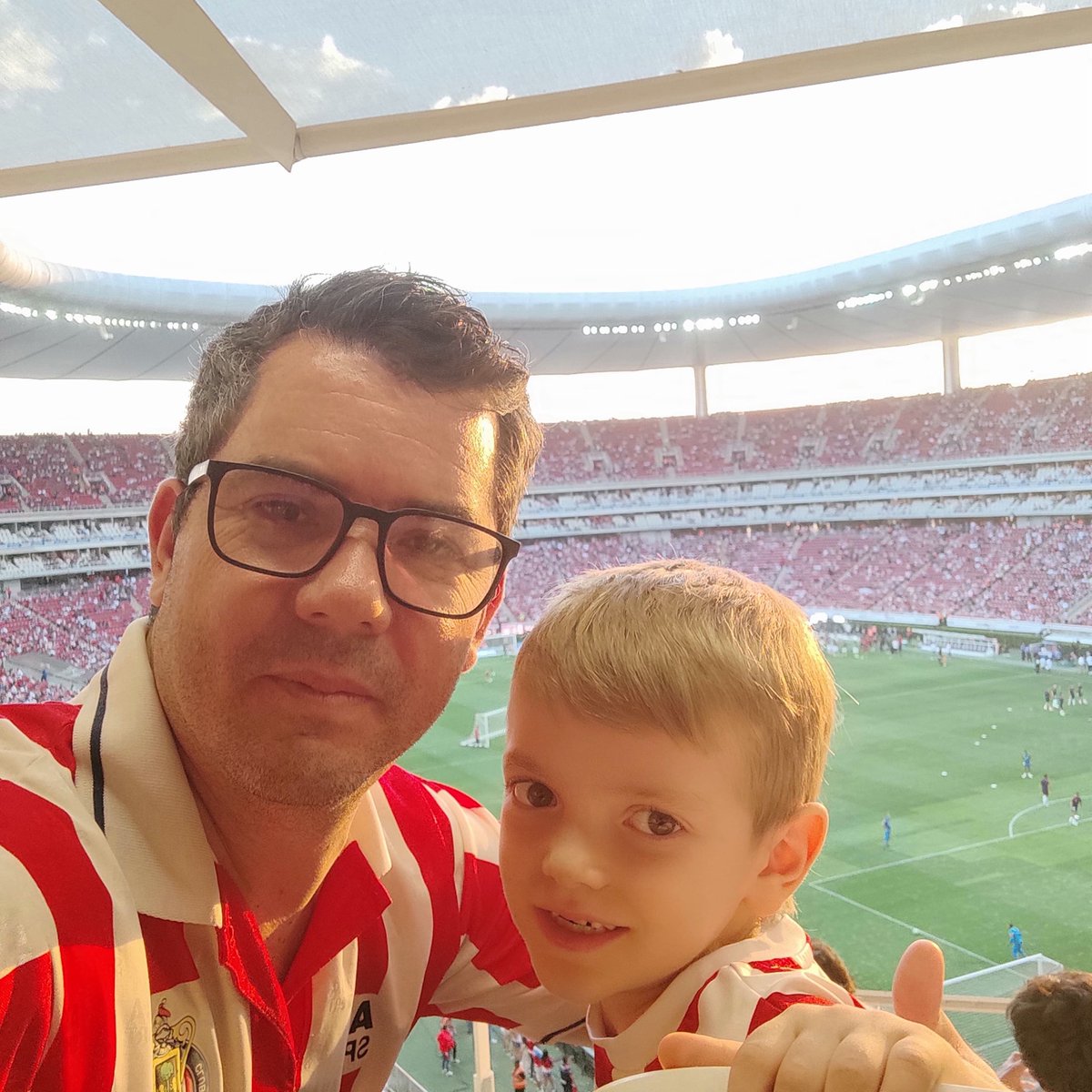 garza911's tweet photo. De chivahermanos.... https://t.co/zFfg7k1FuN