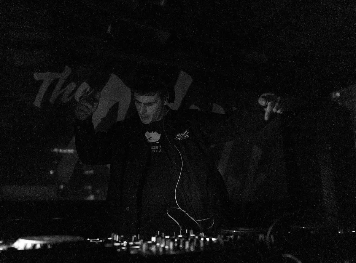 MiNDTAKE tweet media