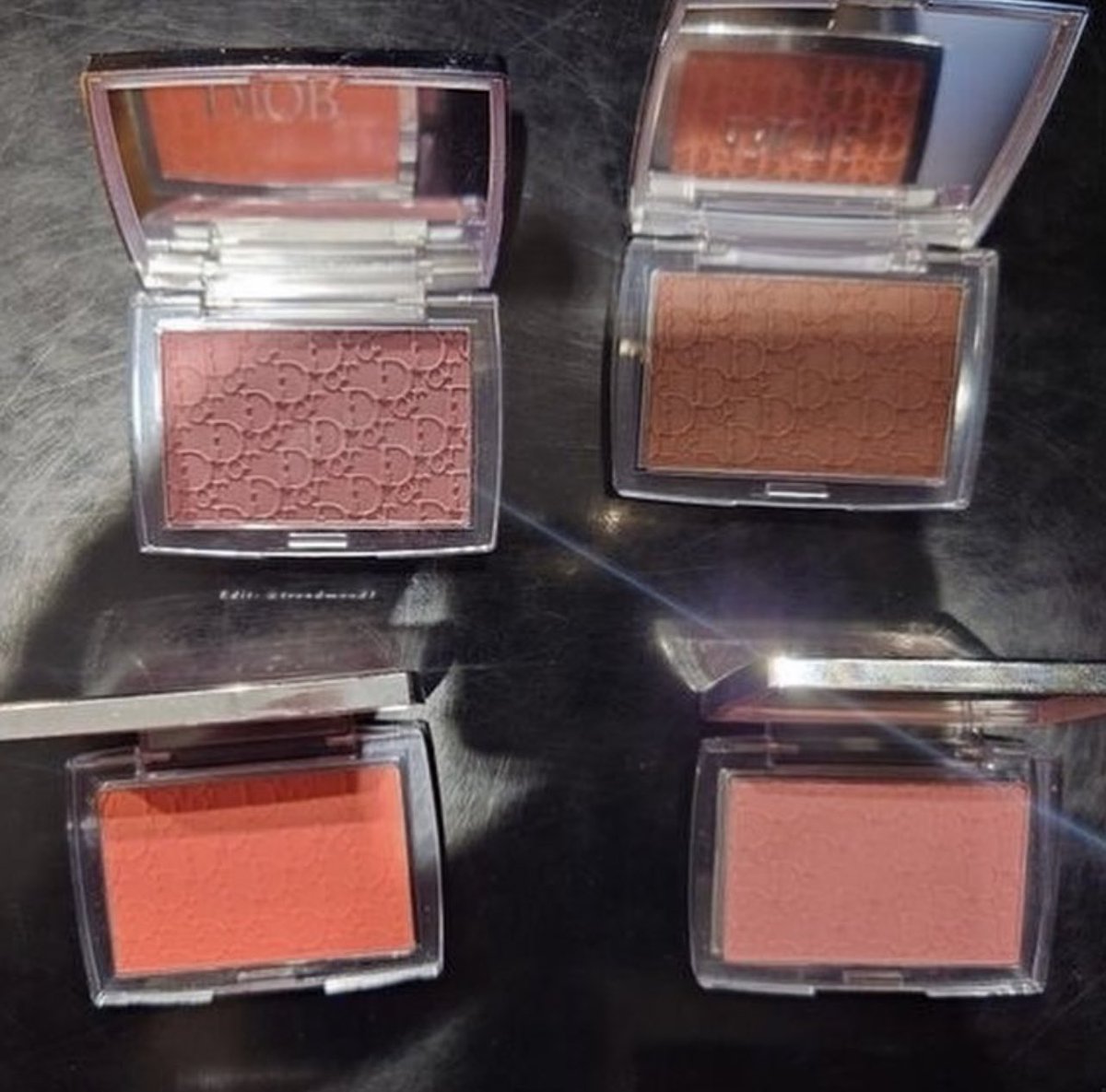 MrTrendmood's tweet photo. #Revealed 🚨 4 NEW! #dior BACKSTAGE Rosy Glow Blush SHADES 🍇🧡💕 $40 each:
✨Berry 
✨Cherry
✨Rosewood 
✨Mahogany
Available ➡️ JUNE 📸 @hatibovic_bee https://t.co/PS1rIT23Ka