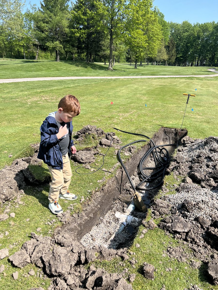 Bobolinkbryan's tweet photo. First break of the year is not a fun one, but Luca is contemplating best way to fix. https://t.co/W2UtNQlNTD