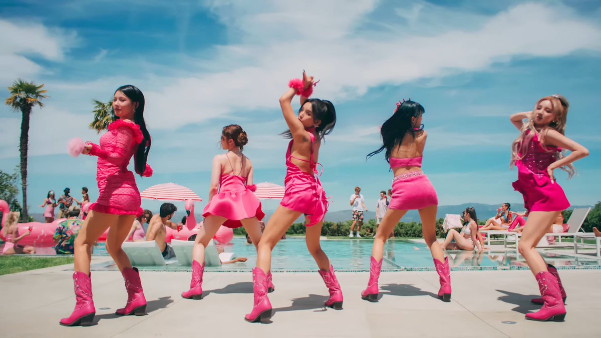 [📈] <a href="/G_I_DLE/">조명철</a> #Queencard MV is trending on YouTube!

#2 Worldwide
#3 Brazil
#3 Canada
#4 United Arab Emirates
#4 Austria
#4 Germany
#5 France
#5 Tunisia
#5 United States
#6 Kuwait
#6 Saudi Arabia
#6 United Kingdom
#8 Russia
#9 Jordan
#9 Libya
#13 Algeria
#14 Morocco
#16 Spain
#22