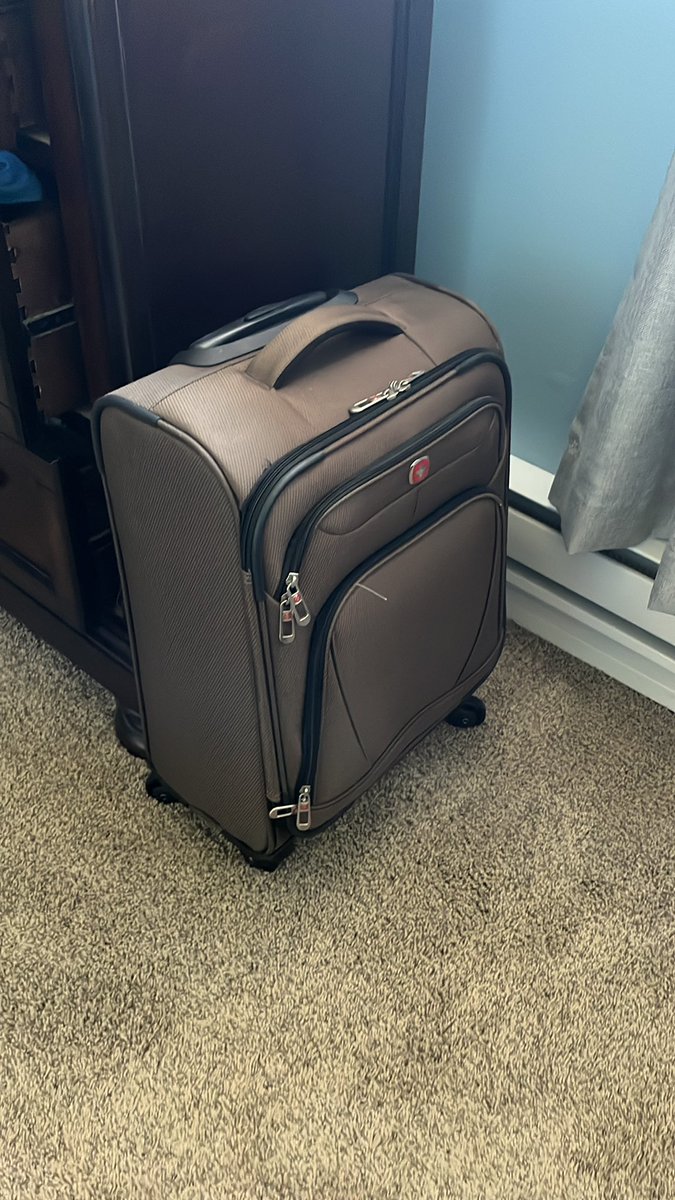 My Vegas suitcase is packed and ready for a last minute bad decision lol <a href="/CircaLasVegas/">Circa Las Vegas</a> #stadiumswim #cirrussr22 #turo #fremontstreet @DiamondL95