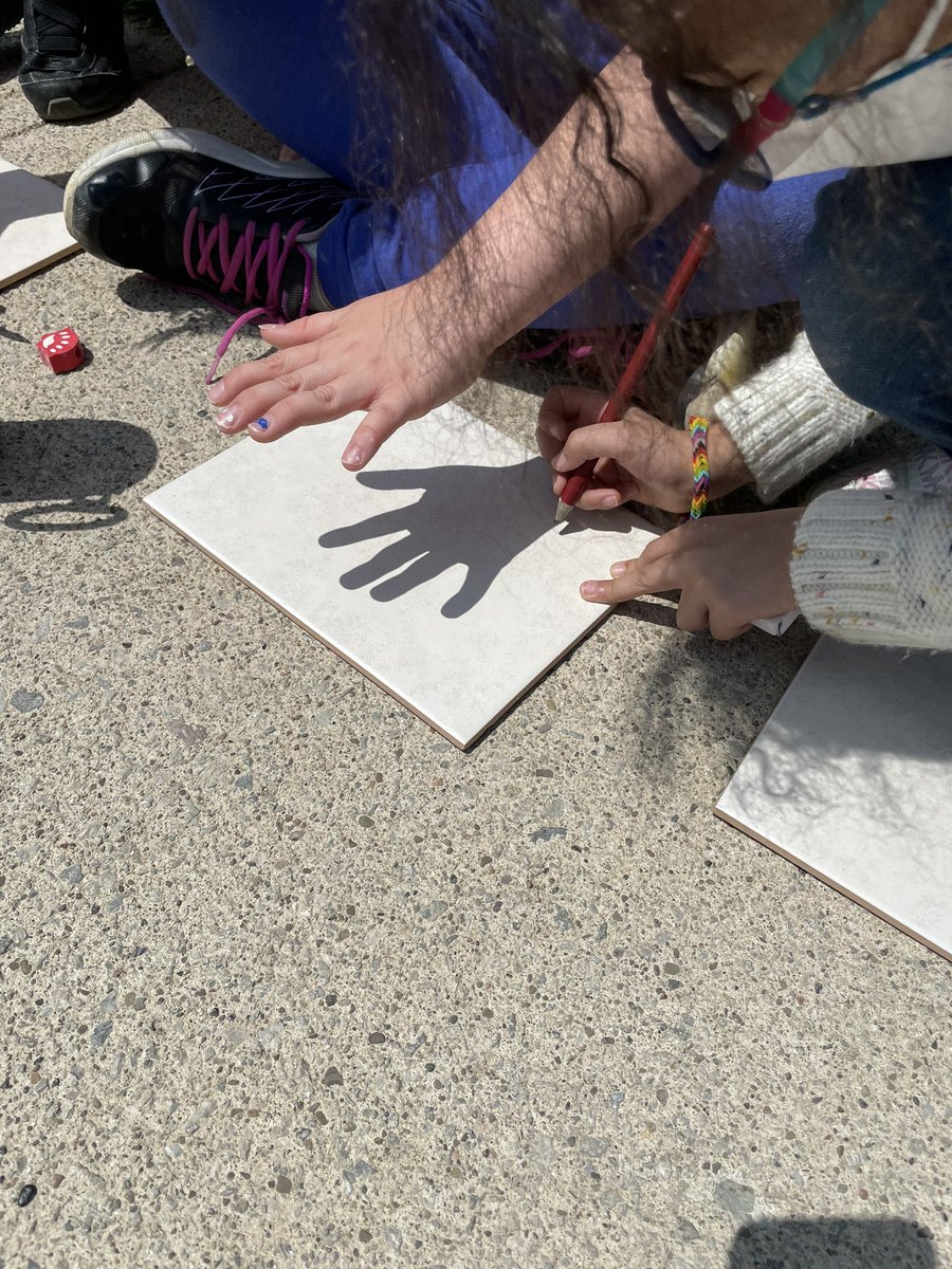 We used shadows to create our artwork on ceramic tiles today. 
A beautiful day to head outside for our learning!
#MySilverCreek