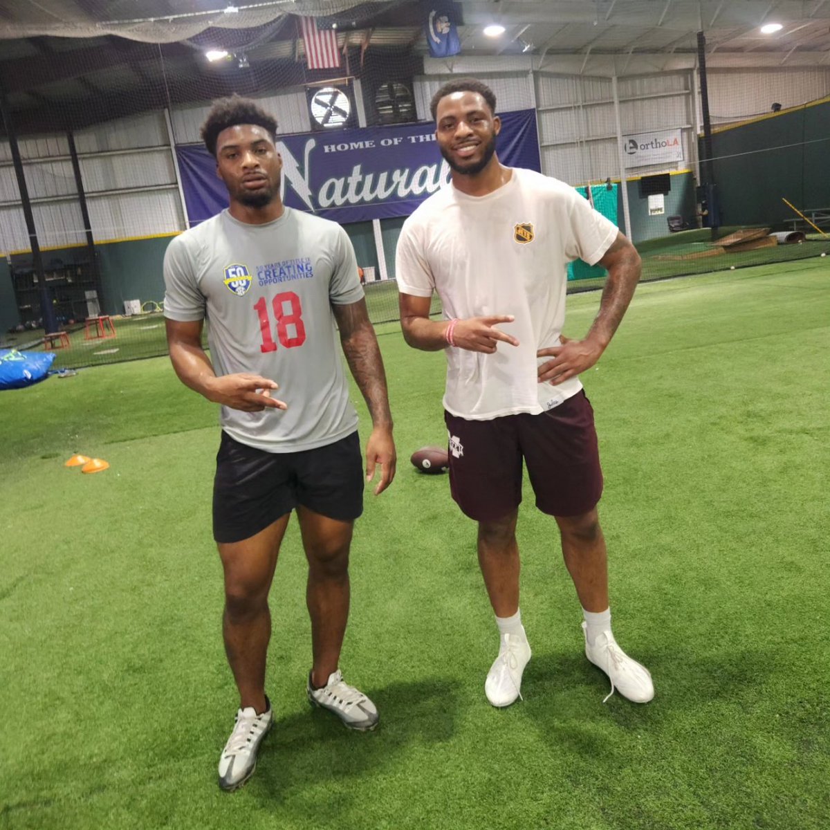 campmoula_MG's tweet photo. We been at the laundromat all day. @shazzpreston7 @Shawnpreston25 🔥🔥🔥🔥 #SEC #CMU #MG https://t.co/VqCOXLiiH5
