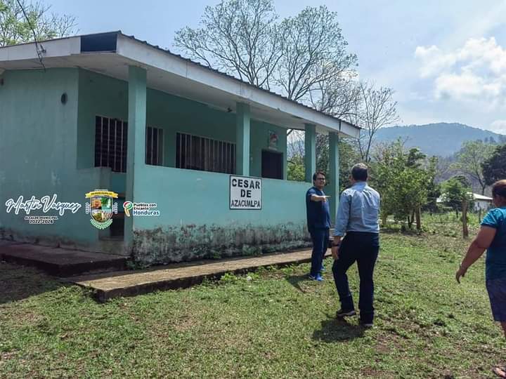 TVMASSB1's tweet photo. Gracias a gestión del alcalde Municipal Martin Vásquez se recibió materiales de construcción para EL CENTRO DE SALUD DE LA ALDEA DE AZACUALPA.
Proyecto que será desarrollado por la municipalidad y gracias al apoyo del Comando Sur de los Estados Unidos de América. https://t.co/p5rrtQJzDG