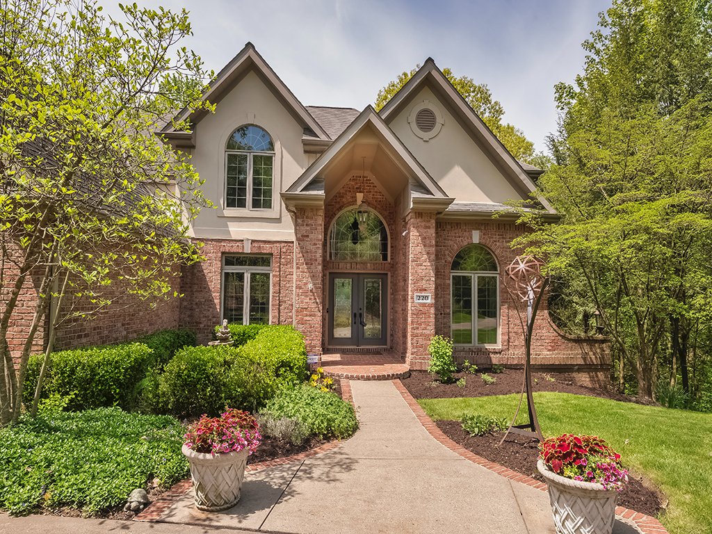 Make a Move &amp; Join me on Friday from 4PM to 6PM to Tour my Newest Listing: 220 Woodhurst Terrace Marshall, PA
4 Bedrooms
3.5 Baths
3 Car Garage
1.5 Acres
North Allegheny School District
Listed at $829,900
No Showings until the Open!
lorihummel.howardhanna.com/Property/Detai…
#HannaFirst