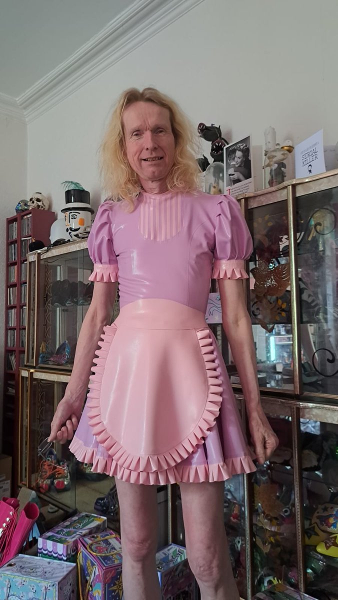 RandomDaveH's tweet image. I went to the @LibidexLtd sample sale on Saturday. 
I couldn't resist this pink and lilac combination which was an absolute bargain