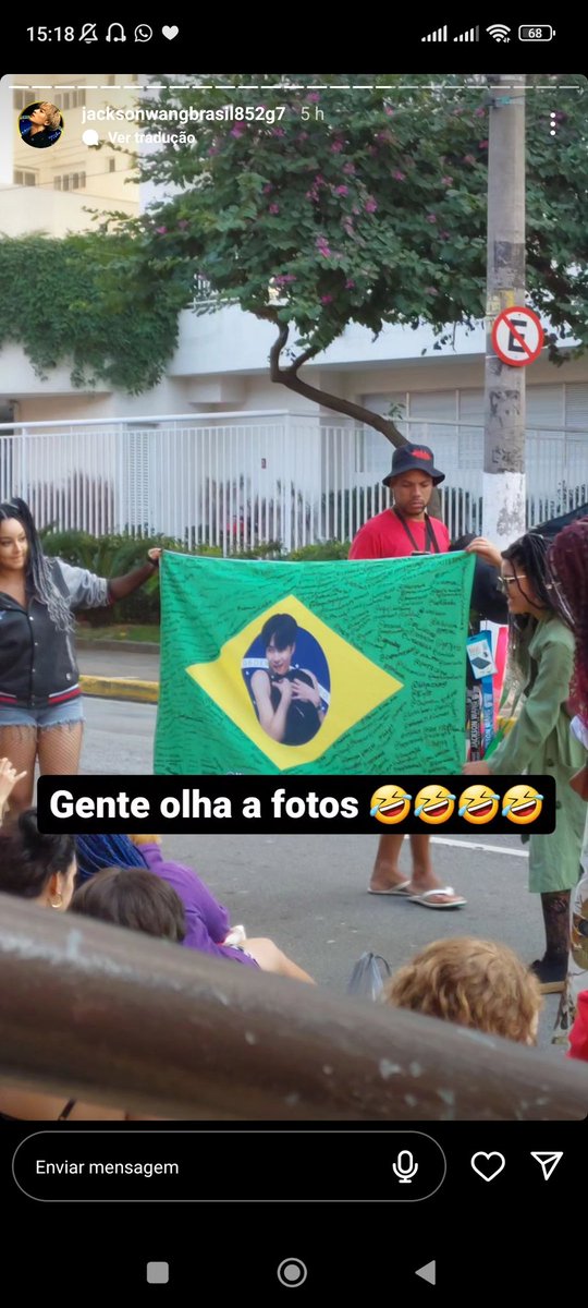 Karladeangelis1's tweet photo. Esse pessoal q vai no show do Jackson Wang vão vencer muito na vida!!!
WELCOME TO BRAZIL
#MagicManNoBrasil
#MAGICMANWorldTour
#OPatrãoChegou_JacksonWang
#JacksonWang #GOT7 https://t.co/UAPbNTLd1L