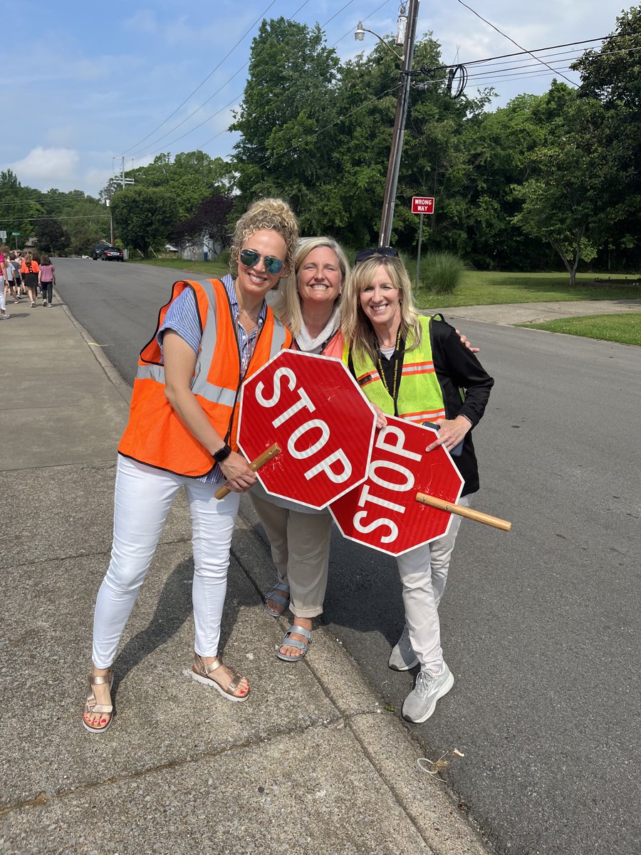 Keeping us safe🖤🧡#murrayschools