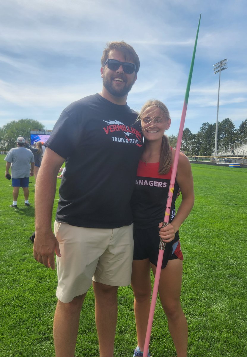 VHStrackfieldcc's tweet photo. The Tanagers first all-stater.  C. Cleveland hits a foot pr and 6th place #gotanagers #wtgChan #allstate https://t.co/2Ayc9AZmXG