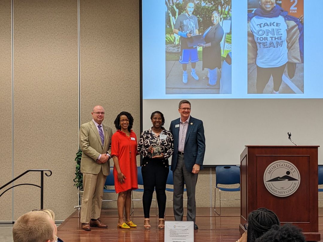 CornerSquare_CC's tweet photo. Angela Caraway (second from right), founder of The Caraway Foundation in Anson County, received the Rural Center's Community Advocate of the Year award today in Troy for her volunteer work. "It's always been in me to do more," she said. https://t.co/o3KflbRoZ7