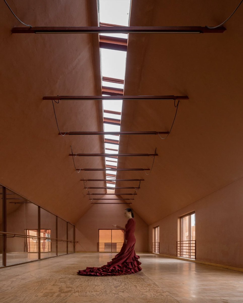 ADMEXICO's tweet photo. Este centro cultural retoma la cultura wixárika como narrativa arquitectónica y paisajística.
https://t.co/1gptEvbimK https://t.co/lxDmNkTTpk