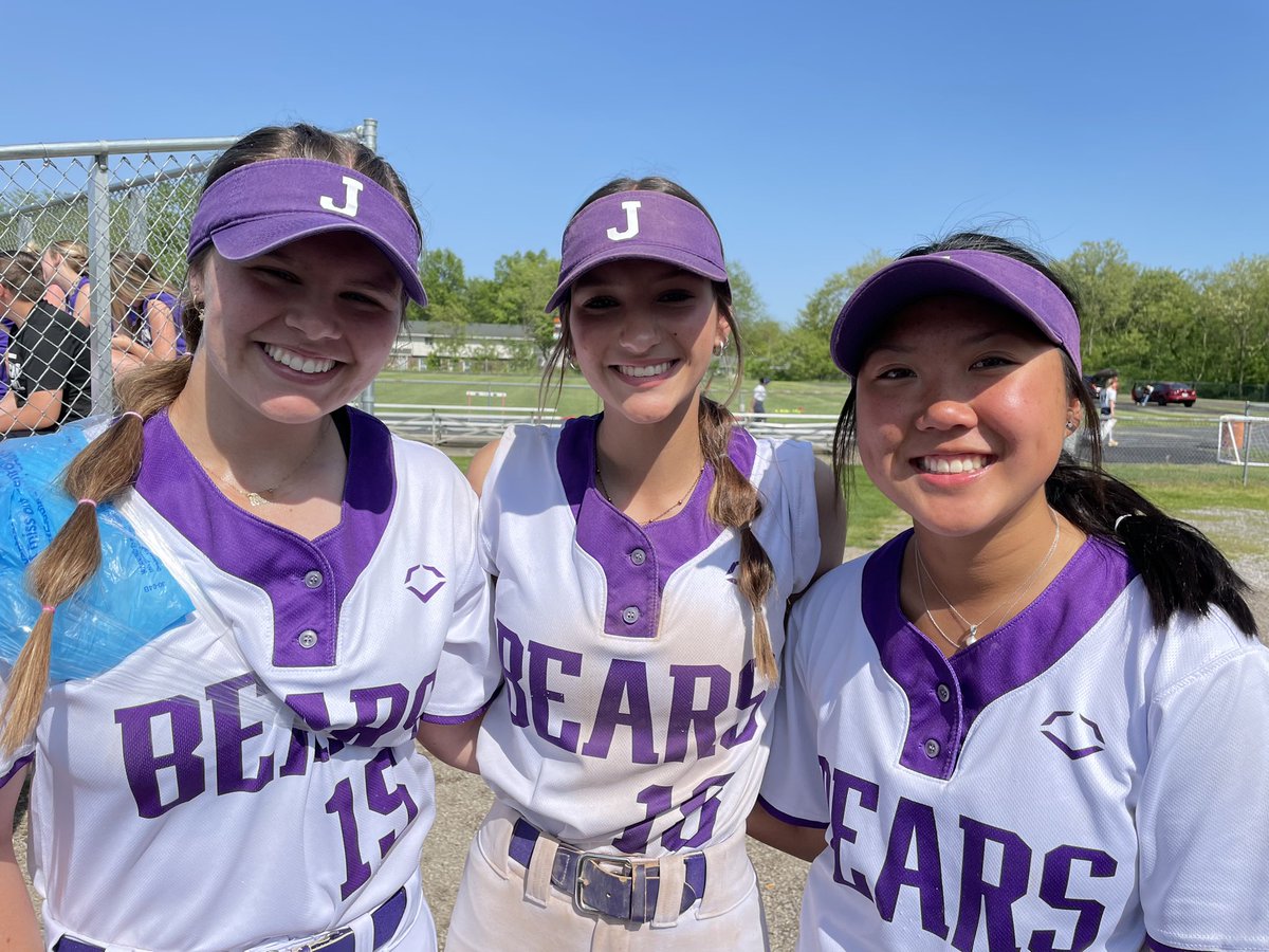 keecsin's tweet photo. On to District Finals.  Aubrey with the RBI single in the bottom of the seventh scoring Julia to tie the game. Julia with the single in the bottom of the ninth scoring Alexis for the win. https://t.co/dE8DsIrNYT