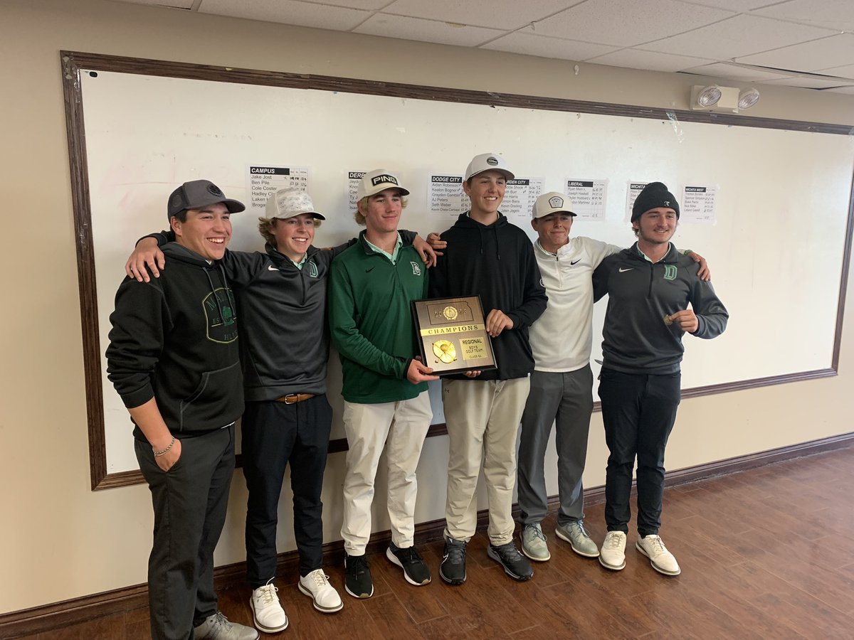 dhspanthergolf's tweet photo. The Derby Panthers won the Dodge City regional today with a spectacular team score of 312, first regional win in 21 years! Jaydon Carruthers 2nd &amp; Knowlyn Egan 3rd led five Panthers in the top 10. Great job boys!@Derby_Sports @DerbyAD https://t.co/4AQ3QxnaNC