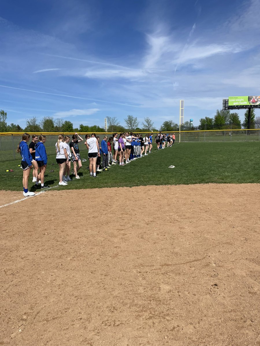 dike_new's tweet photo. First night of JH Softball 39   7 th and 8th graders out for softball!  Summer is upon us Go Wolverines!!!!  @DNHSUPT https://t.co/kVCW2DVFVj