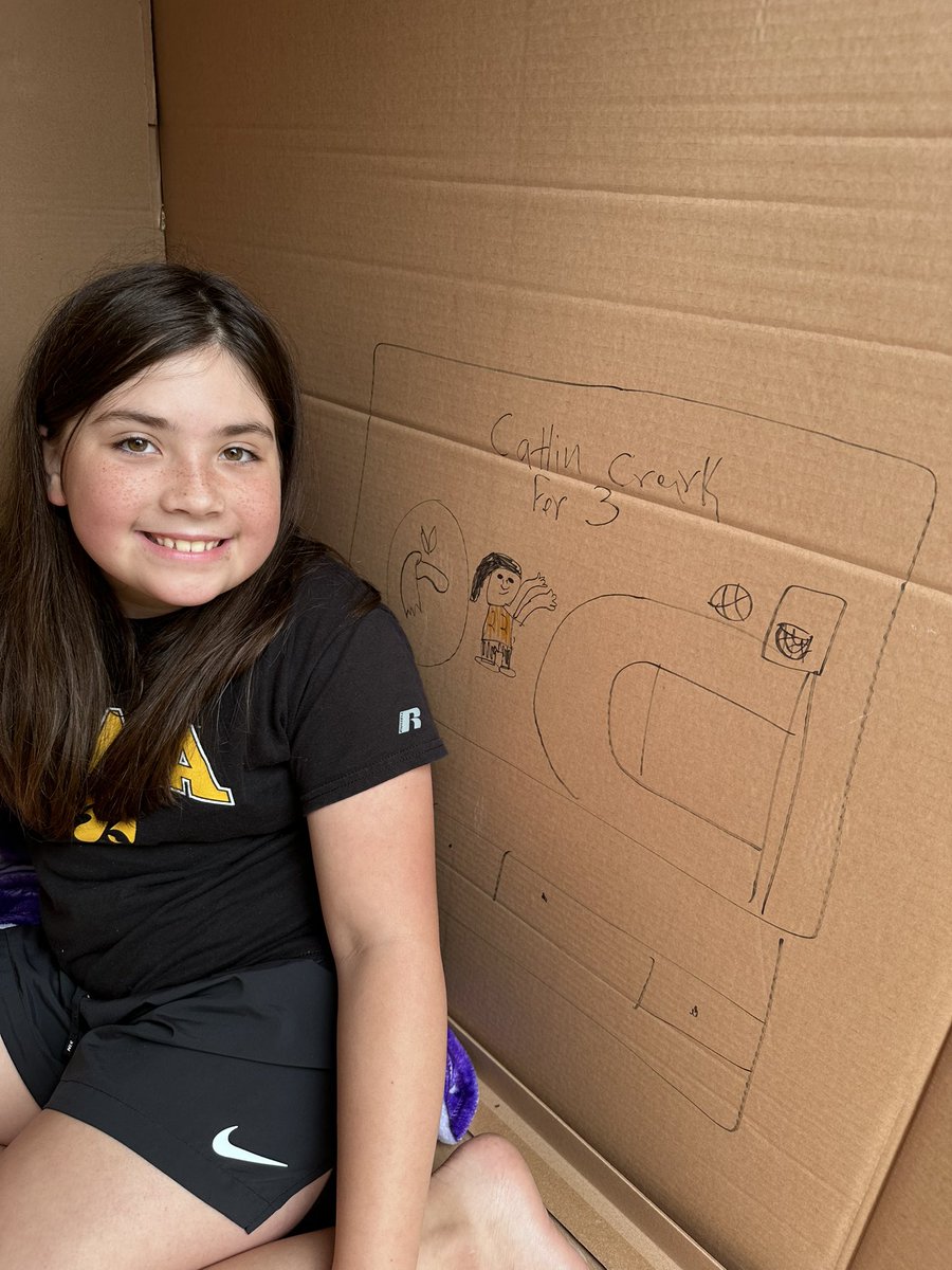 Every box fort houses requires a pretend tv tuned into <a href="/CaitlinClark22/">Caitlin Clark</a> and <a href="/IowaWBB/">Iowa Women's Basketball</a> <a href="/neumann_dhs97/">Dr. Tony Neumann</a>