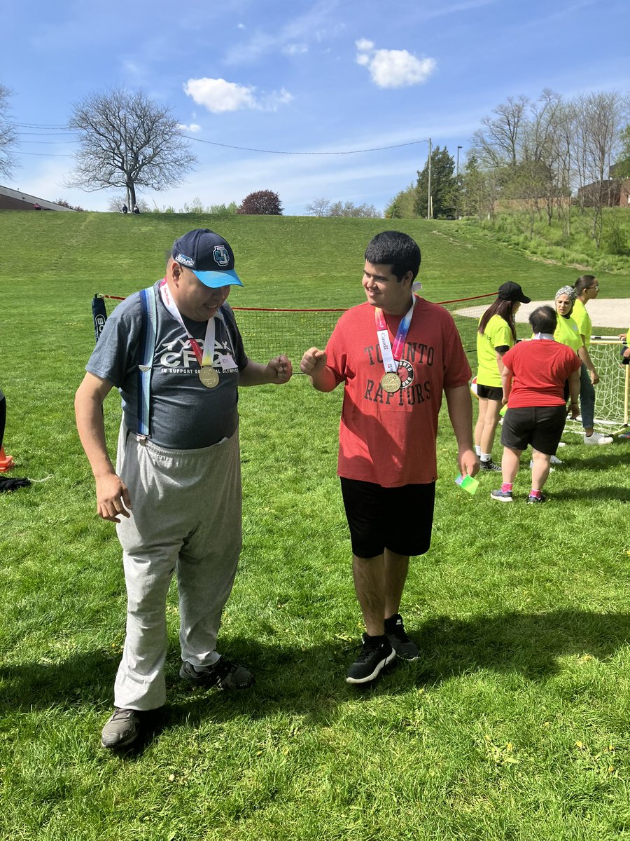 Clare Mahon tweet media