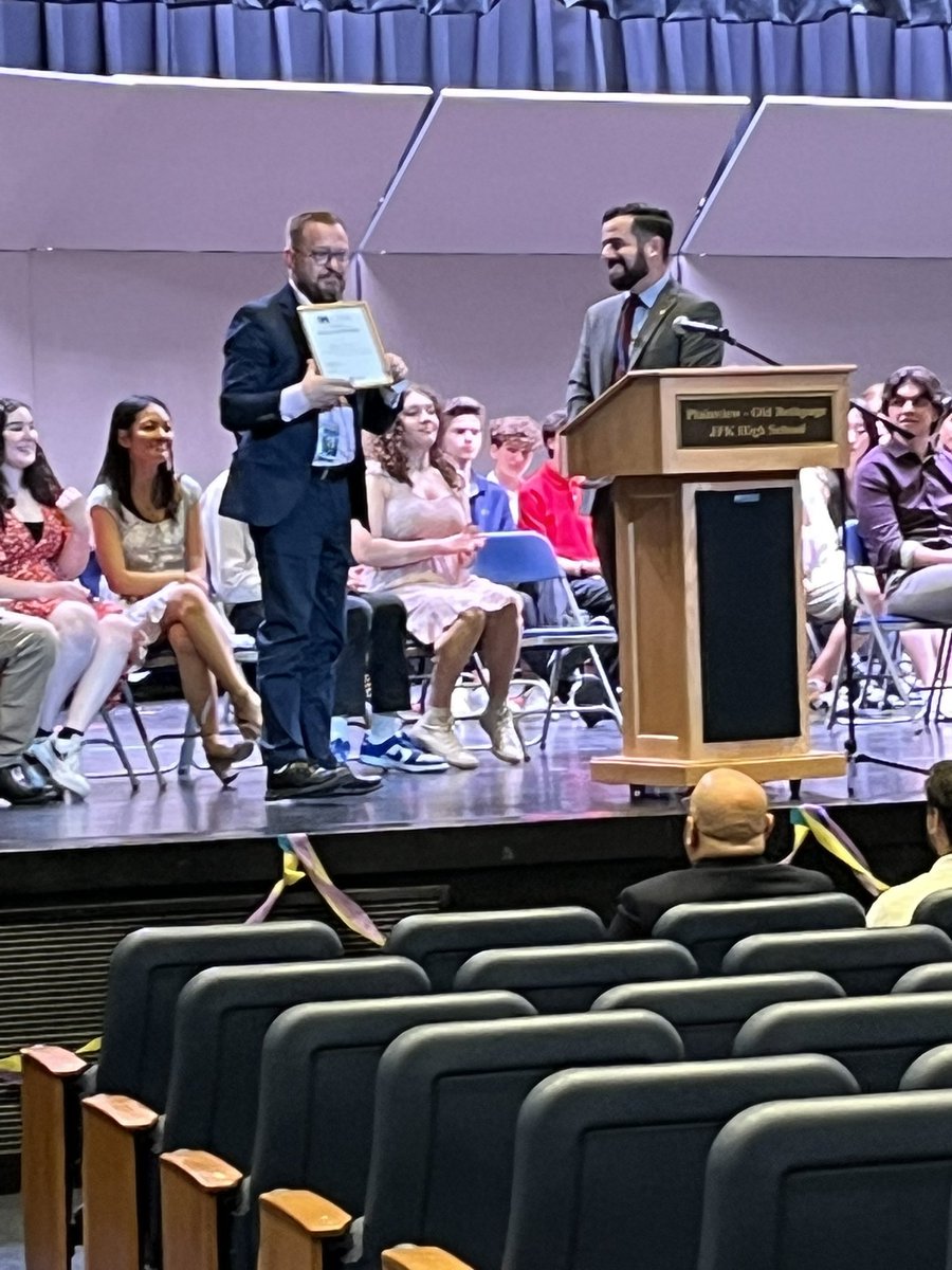 DrMSterg's tweet photo. Tri-M Honor Society Induction Ceremony @POBJFK. @JMurrayPOB was inducted into the society today too! @POBMusicDept @PobTriM @pob https://t.co/Ri9Tpv05ot