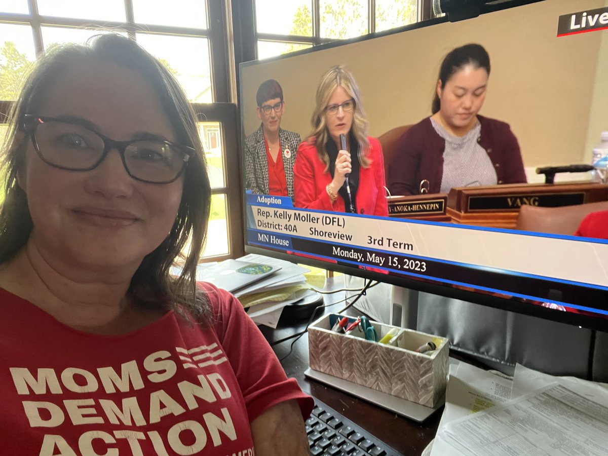DuluthMomSarah's tweet image. Oh hey, #mnleg House of Representatives! I’ll be tuning into your *adoption* of the Judiciary &amp;amp; Public Safety finance bill from Duluth while working ➡️ while watching a youth baseball game ➡️ while attending a @MomsDemand local group meeting. #MultitaskingMom #EndGunViolence #LFG