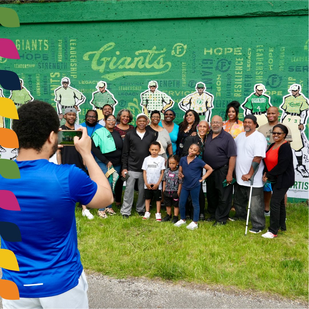 What an amazing celebration for the groundbreaking of @foundryfield last Friday, featuring muralist Thomas "Detour" Evans, community partners, family members of former Foundry Giants, and friends from the neighborhood and across the city. 

#notredame