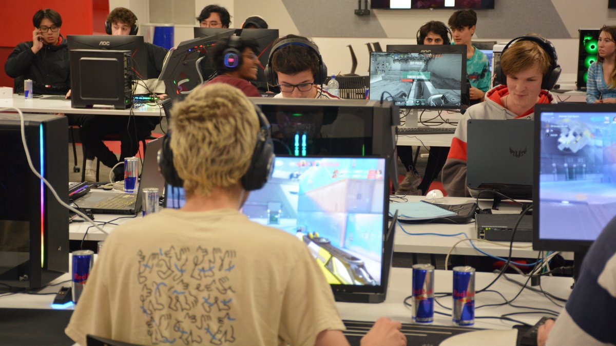 Thank you for coming to our LAN and #VALORANT  Tournament on Saturday! Here are some photos😁

Check out more photos at instagram.com/p/CsP_TQ6plOR/