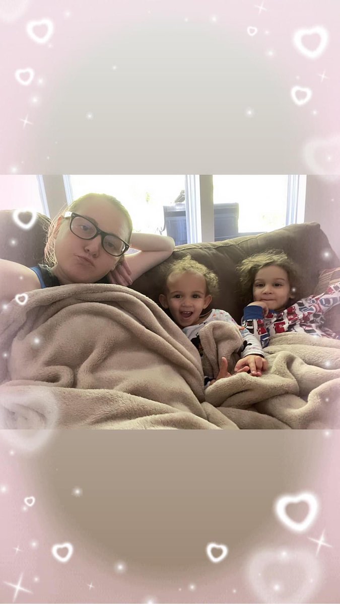 ___BrittanyM's tweet photo. Snuggles with my babies 💕 https://t.co/j9eZoA0E4c