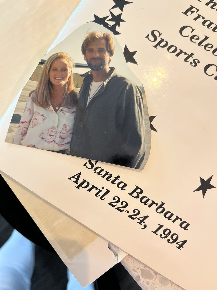 jengsmith's tweet photo. Met @kennyloggins on a flight to Santa Barbara in 1994.  Headed to his This is it show tonight in @Greenville_SC at the Peace Center.  #FullCircle https://t.co/HxVzv7cD6n