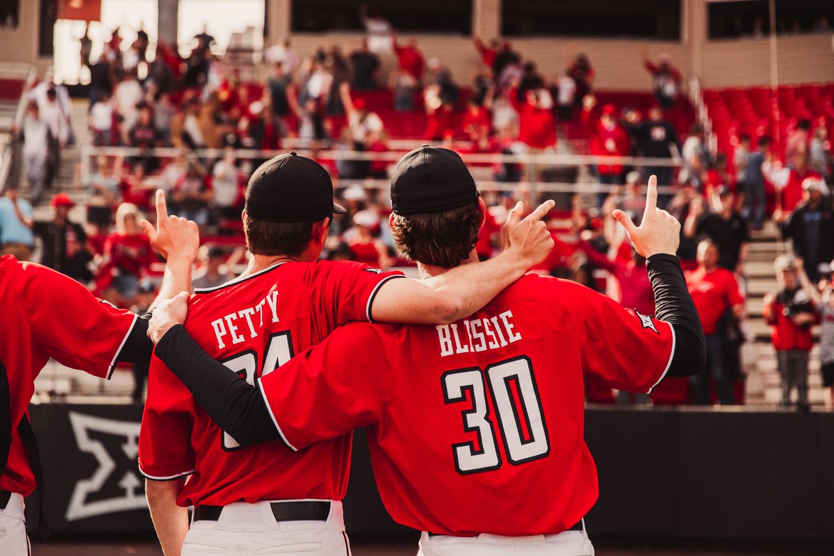 TTU_Baseball's tweet photo. Senior salute: @BlessieBo 👏

#WreckEm https://t.co/43iJBRBpvz