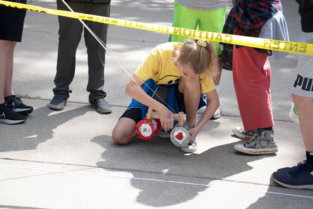 UStateScience's tweet photo. Another AMAZING USU Physics Day at Lagoon, May 12, 2023, welcomed thousands of Intermountain teens for a day of gut-churning, STEM-learning fun! #AmusementParkPhysics @PhysicsUsu @USUAggies https://t.co/uMcB52EsN9