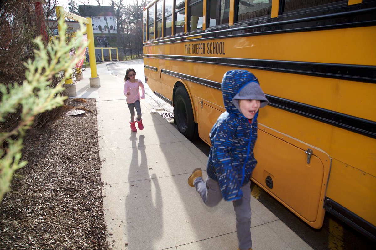 We’re hiring dedicated bus drivers to keep the wheels on the buses going round and round! 🚌

Learn more about our open positions here: bit.ly/3LORxxW