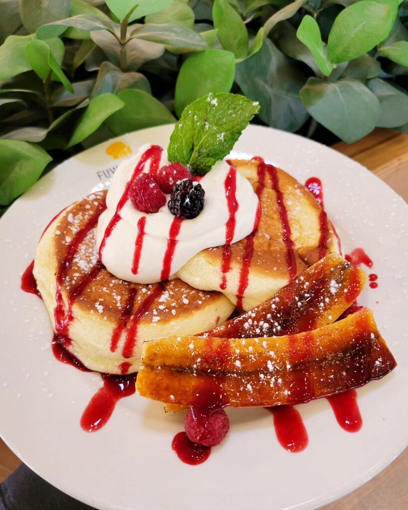krispybites's tweet photo. 🎉 Fuwa Fuwa Pancakes is celebrating their 5th anniversary with a $5 croffle special from May 15-21! Available at all Canadian locations.

On May 20, they'll also be launching a birthday program: FREE pancakes with the purchase of 2 regular-priced pan… https://t.co/TFUrXh0XlK https://t.co/g40bRVZ8zj